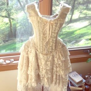 - The princess dress of your dreams ✨💕🌿👑👸😍 Re Sale !!